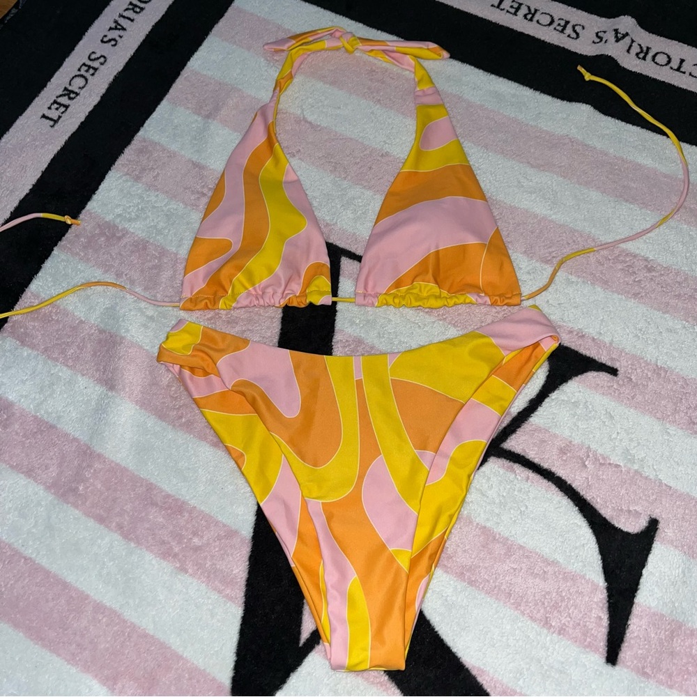 Aurelle Halter Bikini